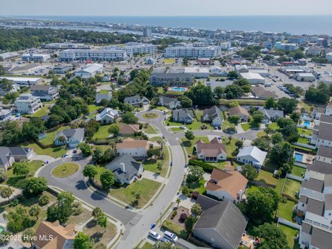 Single Family Residence in Carolina Beach NC 402 Bay Court 27.jpg