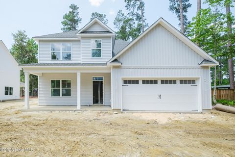 Single Family Residence in Burgaw NC 107 N Lloyd Street.jpg