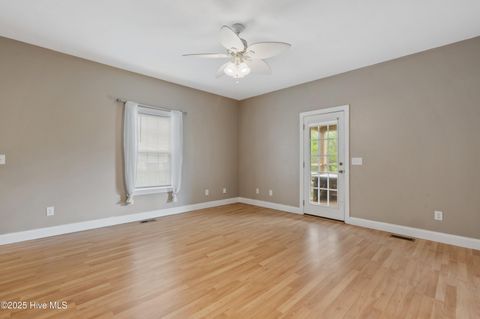 Single Family Residence in Carolina Beach NC 613 Raleigh Avenue 15.jpg