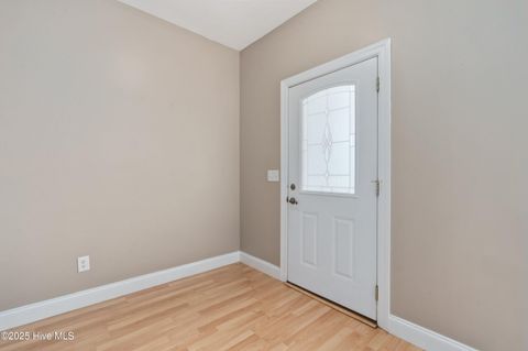 Single Family Residence in Carolina Beach NC 613 Raleigh Avenue 5.jpg