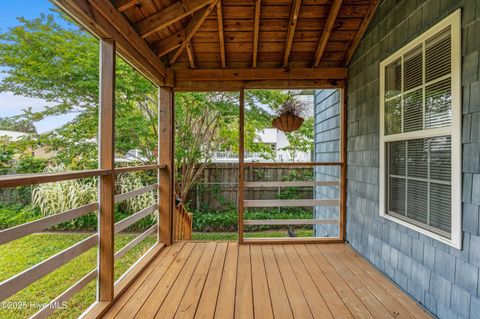 Single Family Residence in Carolina Beach NC 613 Raleigh Avenue 19.jpg
