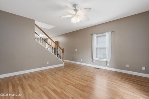 Single Family Residence in Carolina Beach NC 613 Raleigh Avenue 16.jpg