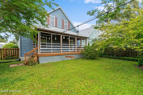 Single Family Residence in Carolina Beach NC 613 Raleigh Avenue 23.jpg