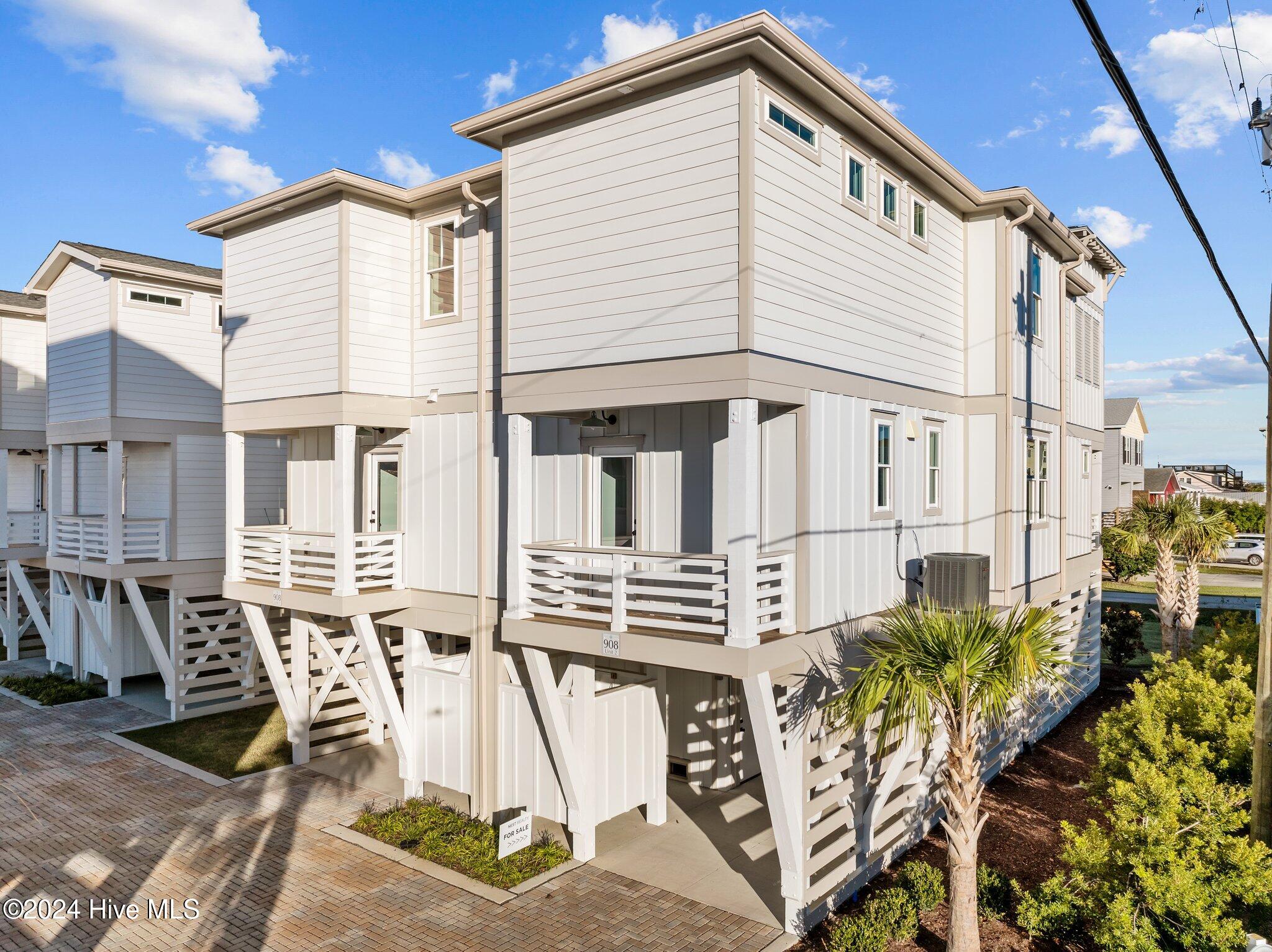 Townhouse in Carolina Beach NC 908 Second Street #Unit 2 4.jpg
