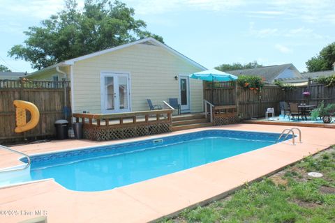 Single Family Residence in Carolina Beach NC 504 Greenville Avenue 23.jpg