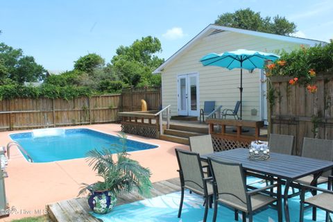 Single Family Residence in Carolina Beach NC 504 Greenville Avenue 24.jpg