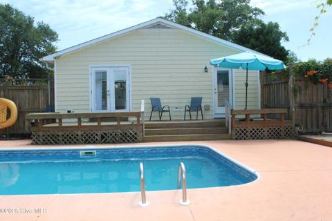 Single Family Residence in Carolina Beach NC 504 Greenville Avenue 27.jpg