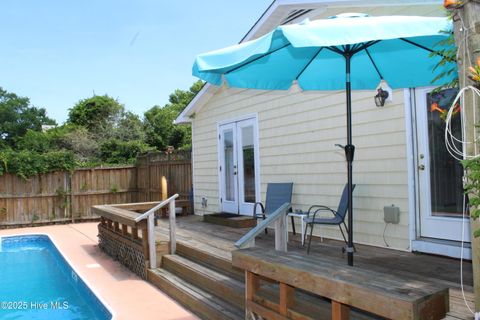 Single Family Residence in Carolina Beach NC 504 Greenville Avenue 25.jpg