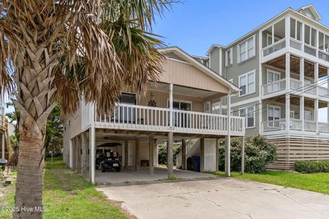 Single Family Residence in Carolina Beach NC 402 Canal Drive.jpg