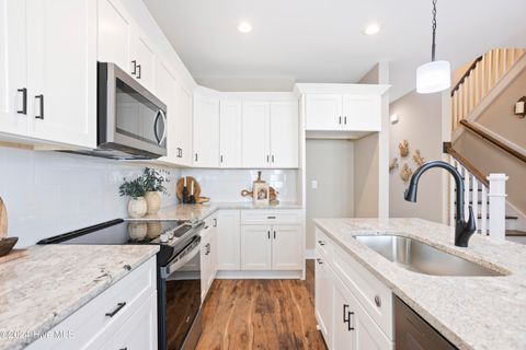Townhouse in Carolina Beach NC 410 Canal Drive #Unit 1 17.jpg