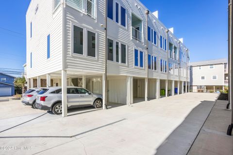 Townhouse in Carolina Beach NC 410 Canal Drive #Unit 1 5.jpg