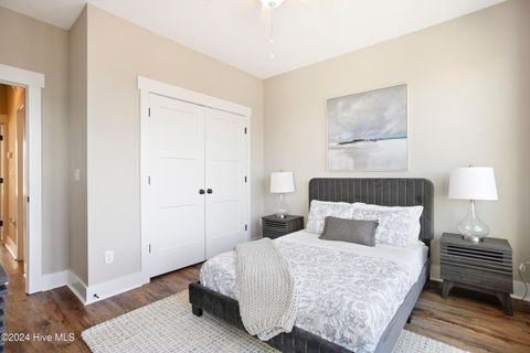 Townhouse in Carolina Beach NC 410 Canal Drive #Unit 1 35.jpg