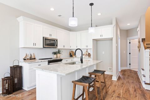 Townhouse in Carolina Beach NC 410 Canal Drive #Unit 1 16.jpg