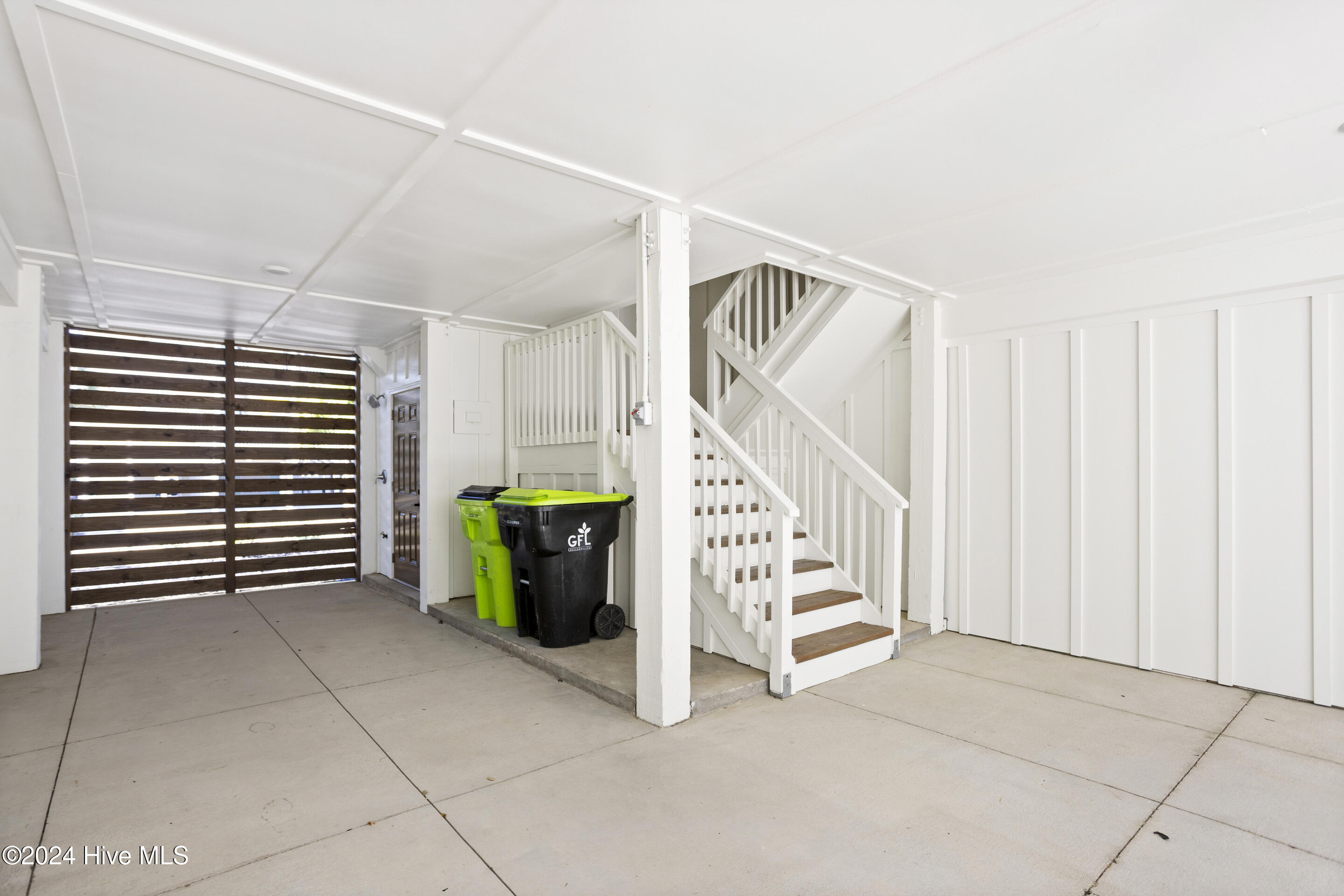 Townhouse in Carolina Beach NC 410 Canal Drive #Unit 1 7.jpg