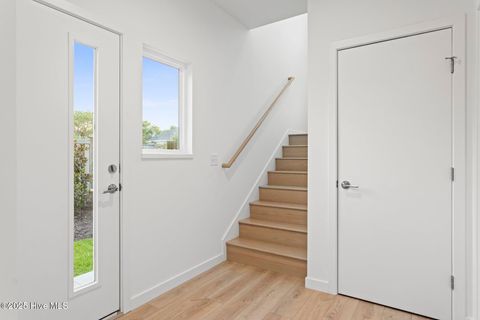 Single Family Residence in Carolina Beach NC 110 Hidden Cove Place 7.jpg