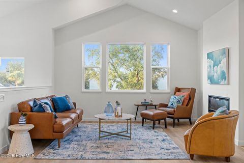 Single Family Residence in Carolina Beach NC 110 Hidden Cove Place 2.jpg