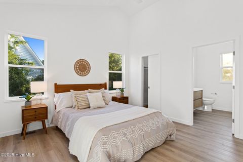 Single Family Residence in Carolina Beach NC 110 Hidden Cove Place 9.jpg
