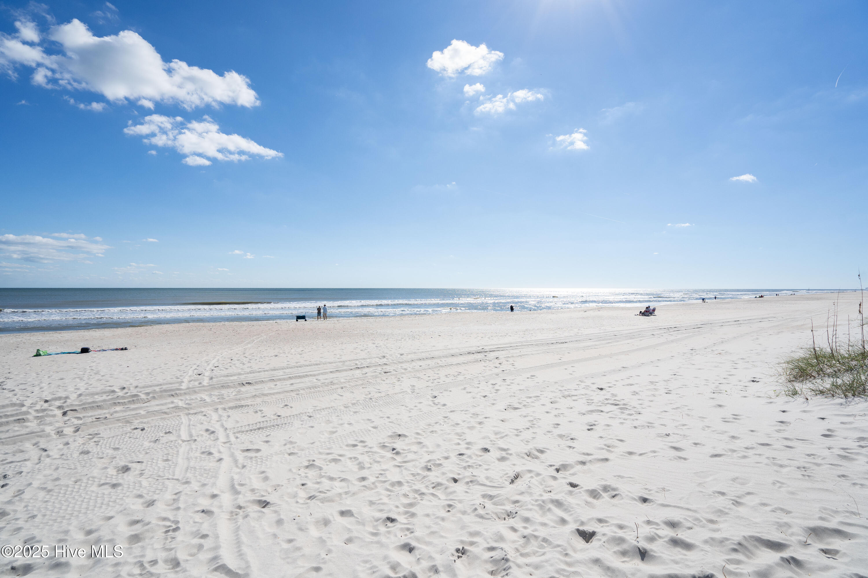 Single Family Residence in Carolina Beach NC 1100 S Sixth Street 46.jpg