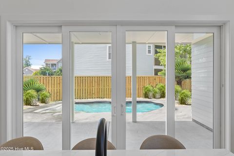 Single Family Residence in Carolina Beach NC 1100 S Sixth Street 12.jpg