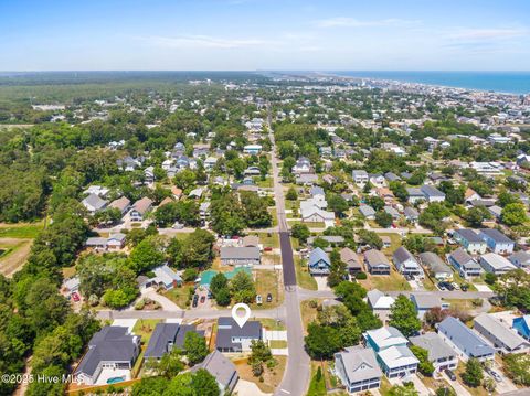 Single Family Residence in Carolina Beach NC 1100 S Sixth Street 44.jpg