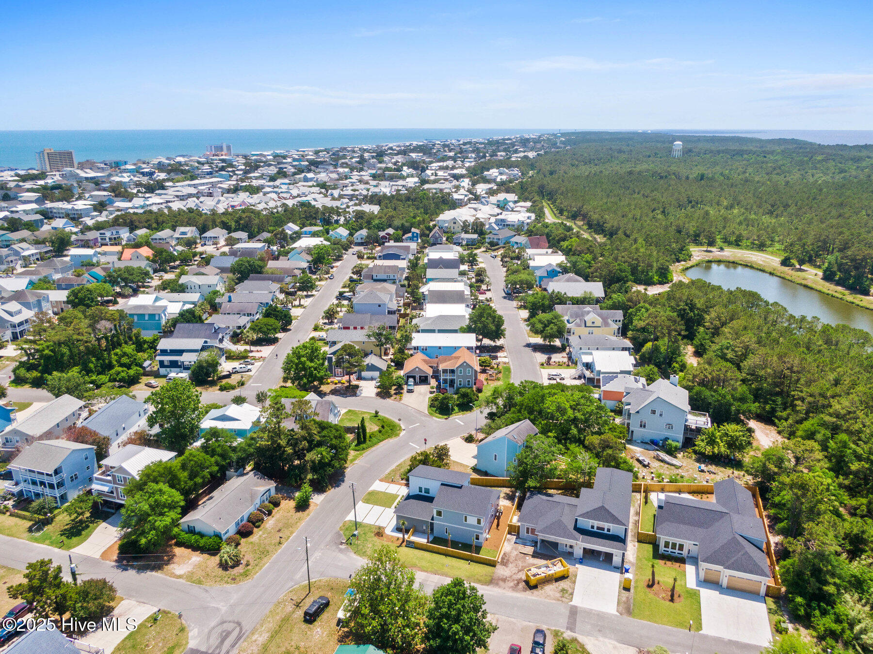 Single Family Residence in Carolina Beach NC 1100 S Sixth Street 39.jpg