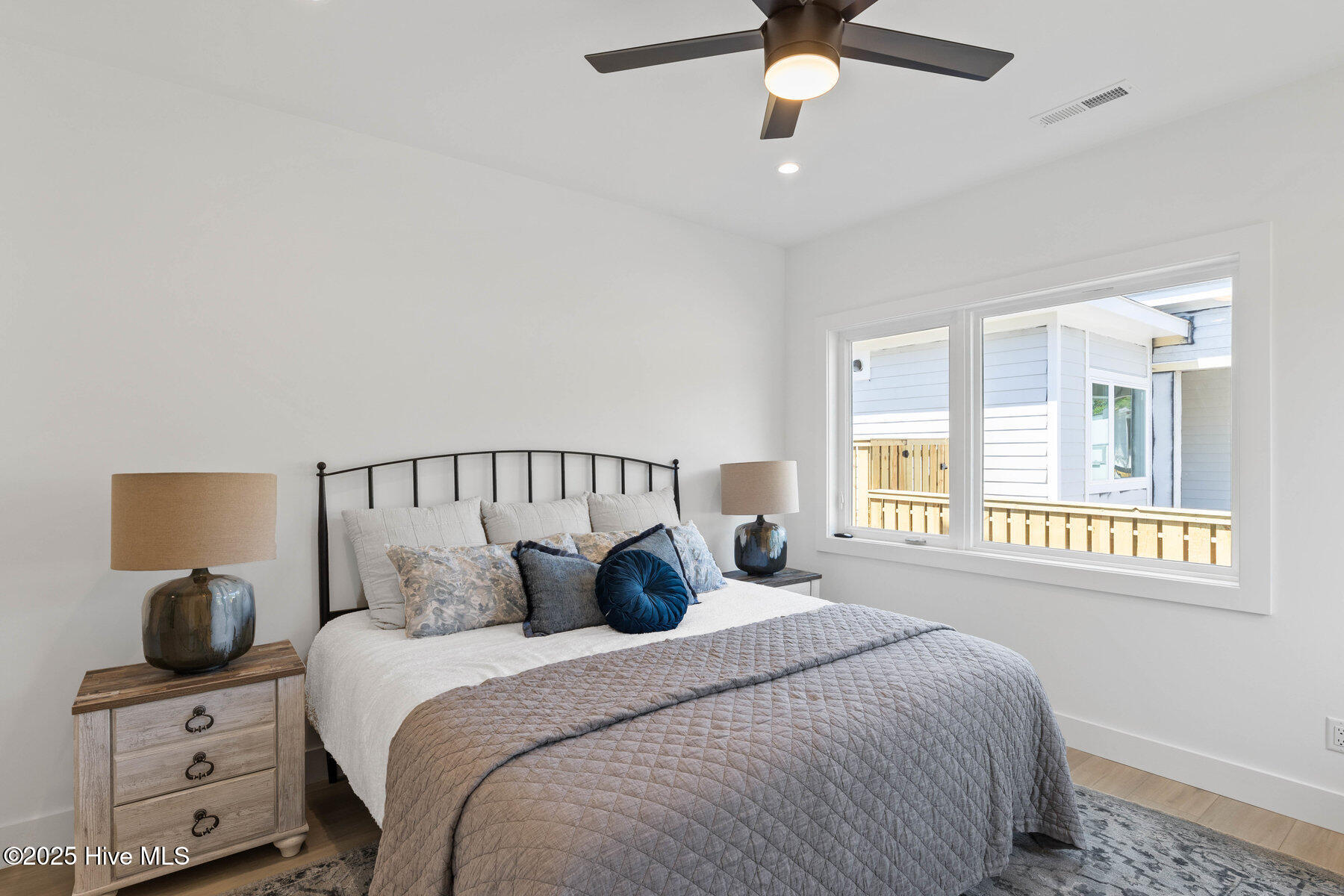 Single Family Residence in Carolina Beach NC 1100 S Sixth Street 14.jpg