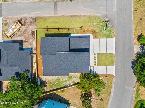 Single Family Residence in Carolina Beach NC 1100 S Sixth Street 37.jpg