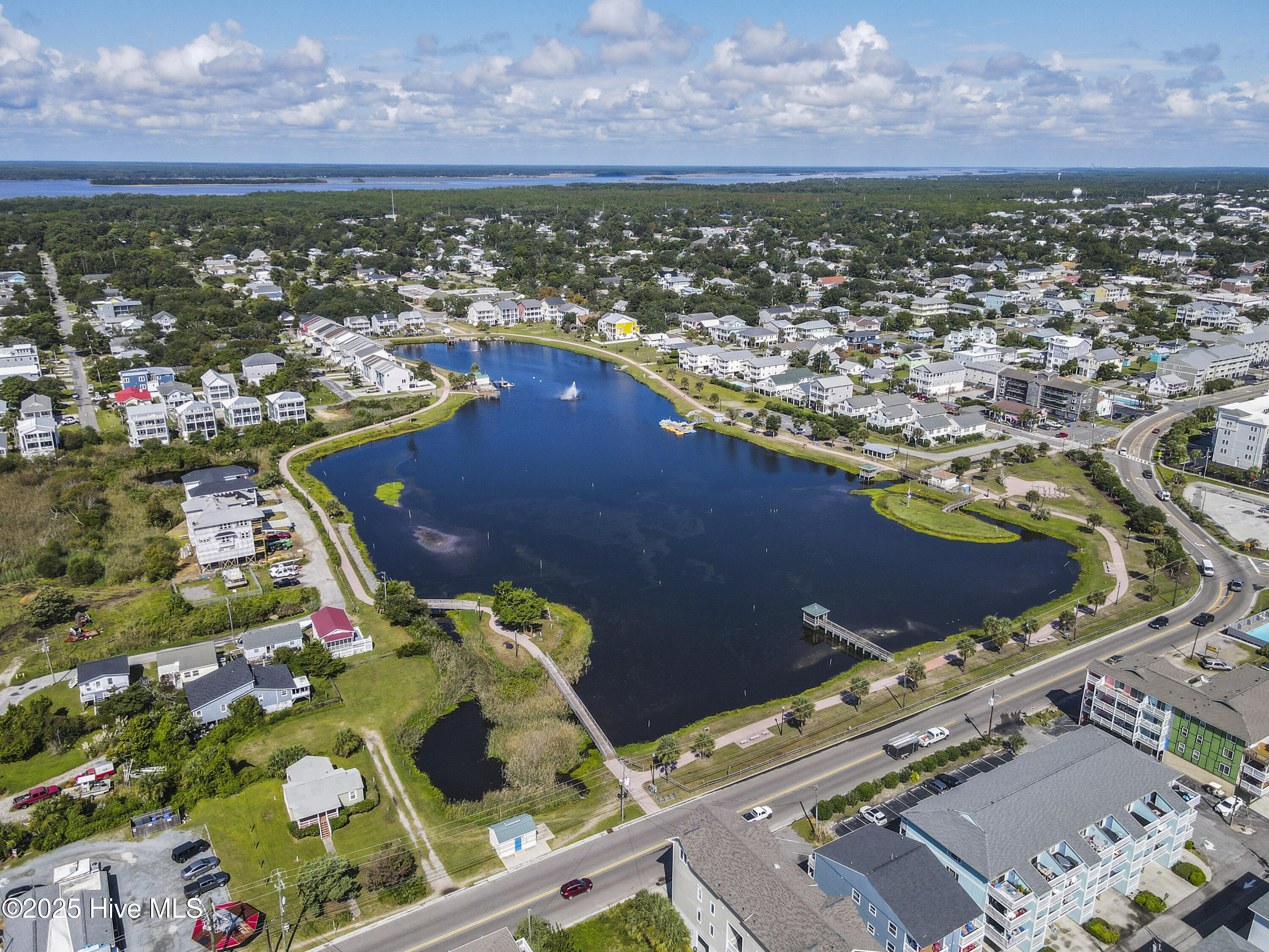 Single Family Residence in Carolina Beach NC 1100 S Sixth Street 49.jpg