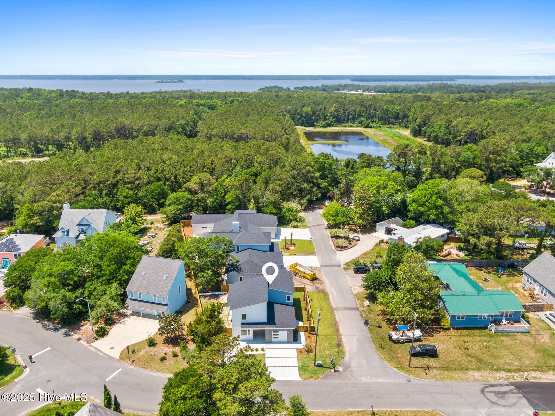 Single Family Residence in Carolina Beach NC 1100 S Sixth Street 38.jpg