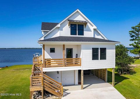 Single Family Residence in Currituck NC 105 Baggy Davis Lane.jpg