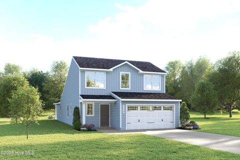 Single Family Residence in Ash NC 8015 Sterling Oaks Drive.jpg