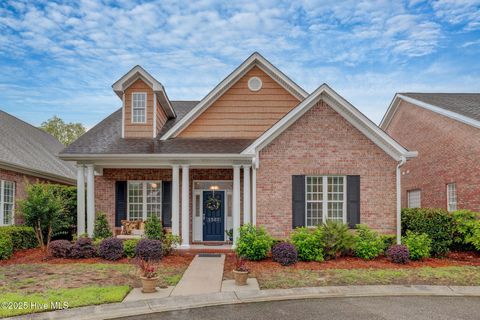 Single Family Residence in Wilmington NC 1307 Kingfisher Court.jpg