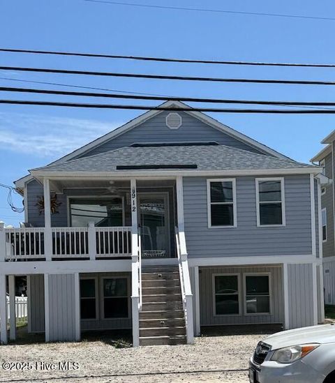 Single Family Residence in Carolina Beach NC 912 Canal Drive.jpg