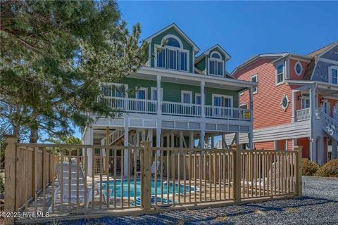 Single Family Residence in Holden Beach NC 887 Ocean Boulevard 4.jpg