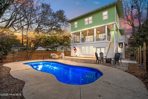 Single Family Residence in Carolina Beach NC 414 Atlanta Avenue.jpg