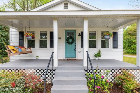 Single Family Residence in Havelock NC 109 Pineview Street.jpg