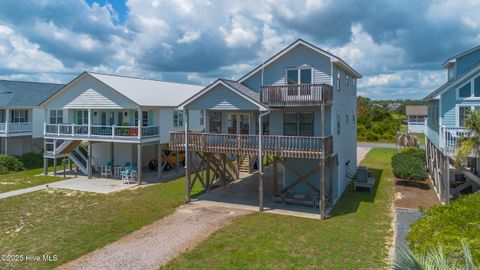 Single Family Residence in Oak Island NC 2523 W Dolphin Drive.jpg