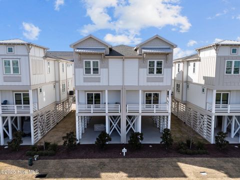 Townhouse in Carolina Beach NC 906 Second Street #1 3.jpg