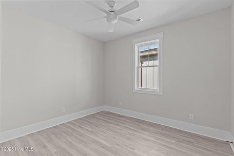 Townhouse in Carolina Beach NC 906 Second Street #1 28.jpg