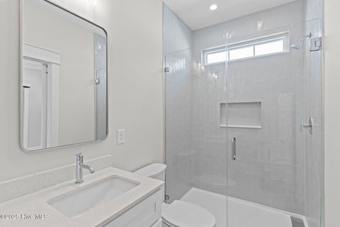 Townhouse in Carolina Beach NC 906 Second Street #1 25.jpg