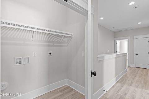 Townhouse in Carolina Beach NC 906 Second Street #1 36.jpg