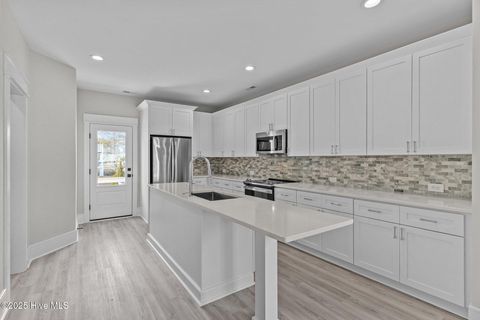 Townhouse in Carolina Beach NC 906 Second Street #1 9.jpg