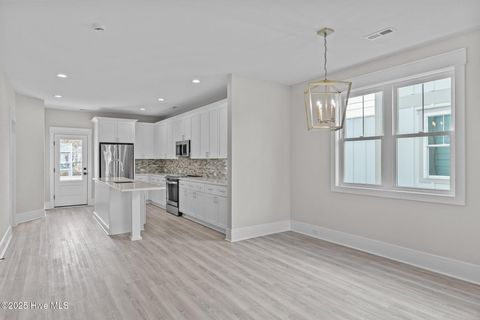 Townhouse in Carolina Beach NC 906 Second Street #1 17.jpg
