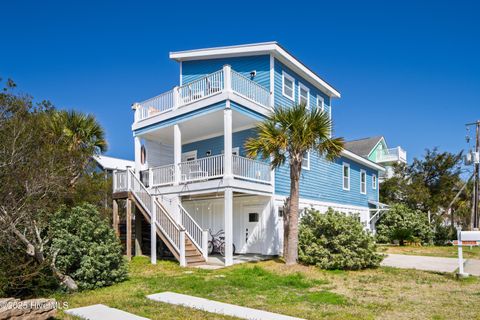 Single Family Residence in Carolina Beach NC 1522 Snapper Lane.jpg
