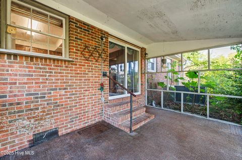 Single Family Residence in Carolina Beach NC 106 S Seventh Street 33.jpg