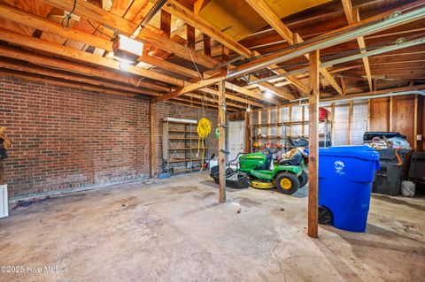 Single Family Residence in Carolina Beach NC 106 S Seventh Street 43.jpg
