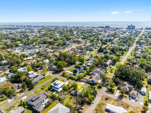 Single Family Residence in Carolina Beach NC 106 S Seventh Street 45.jpg