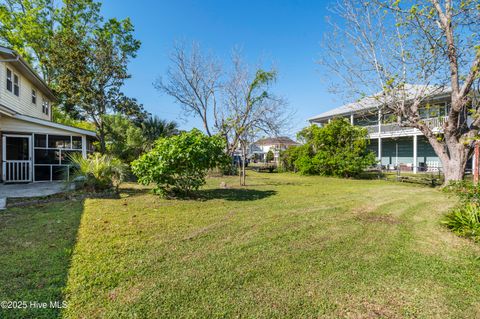 Single Family Residence in Carolina Beach NC 106 S Seventh Street 35.jpg