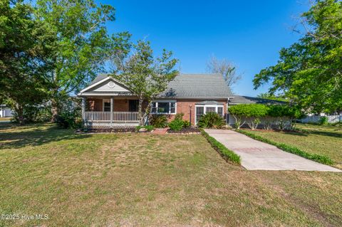 Single Family Residence in Carolina Beach NC 106 S Seventh Street 31.jpg