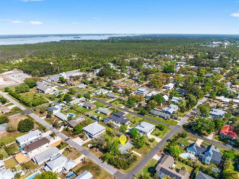 Single Family Residence in Carolina Beach NC 106 S Seventh Street 46.jpg
